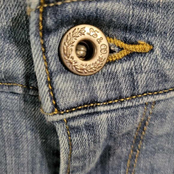 WOMANS LEVIS 515 BOOTCUT JEANS SZ 12 - Picture 3 of 10